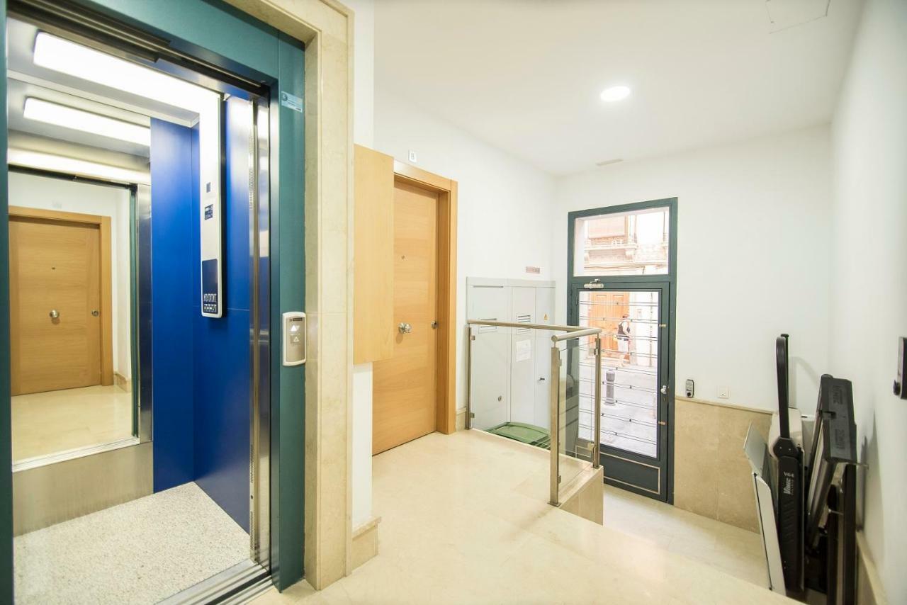 Enjoygranada Gran Via B-A & Parking Opcional Appartement Buitenkant foto